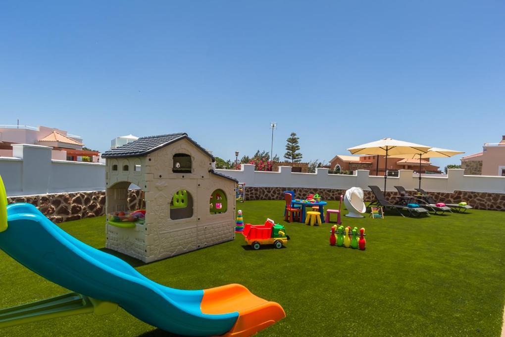 Perfect For Family Holidays With Private Pool, Near Beach And Golf- Villa Ashley Costa De Antigua Zewnętrze zdjęcie