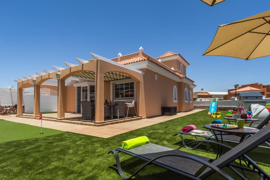 Perfect For Family Holidays With Private Pool, Near Beach And Golf- Villa Ashley Costa De Antigua Zewnętrze zdjęcie