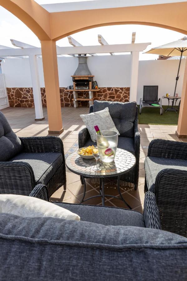 Perfect For Family Holidays With Private Pool, Near Beach And Golf- Villa Ashley Costa De Antigua Zewnętrze zdjęcie