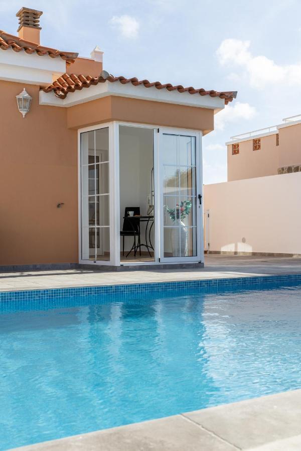 Perfect For Family Holidays With Private Pool, Near Beach And Golf- Villa Ashley Costa De Antigua Zewnętrze zdjęcie