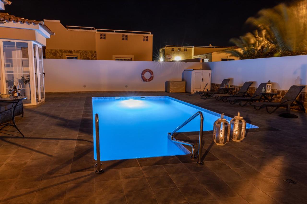 Perfect For Family Holidays With Private Pool, Near Beach And Golf- Villa Ashley Costa De Antigua Zewnętrze zdjęcie